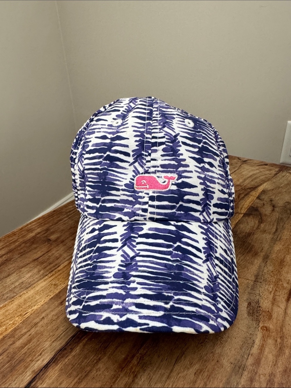 Vineyard Vines Adult Navy & White Patterned Cap with Pink Whale Patch